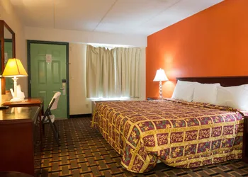 Budget Inn Cocoa hotel thumbnail 6