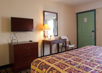 Budget Inn Cocoa hotel thumbnail 7
