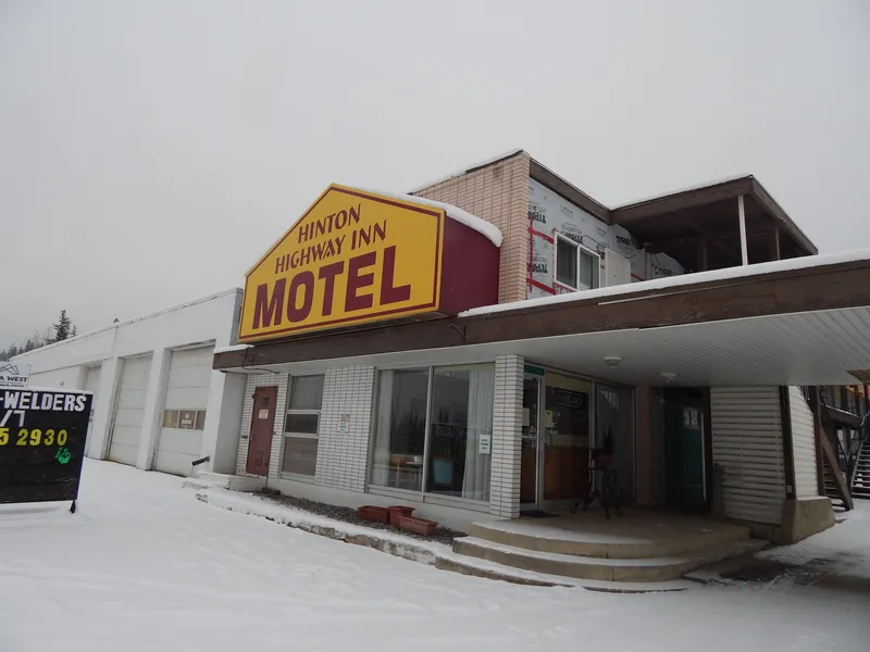 Hinton Highway Inn hotel detail image 2