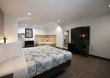 Motel 6 Tustin, CA – Orange County hotel thumbnail 6