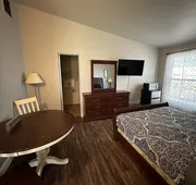 Budget Inn hotel detail image 4
