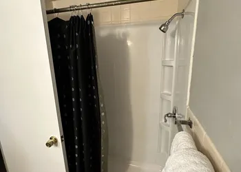 Budget Inn hotel thumbnail 6