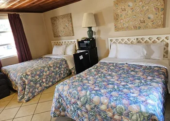 Captain's Cove Motel hotel thumbnail 7