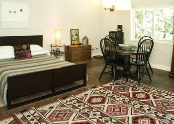 Harmony Ridge Lodge hotel thumbnail 3