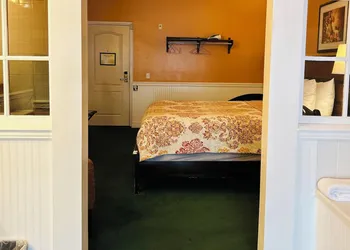County Clare Irish Hotel & Pub hotel thumbnail 7
