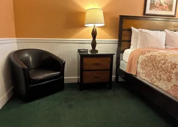 County Clare Irish Hotel & Pub hotel thumbnail 8