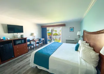Seahorse Oceanfront Inn hotel thumbnail 7
