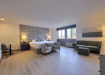 Lititz Pointe Inn and Suites hotel thumbnail 6