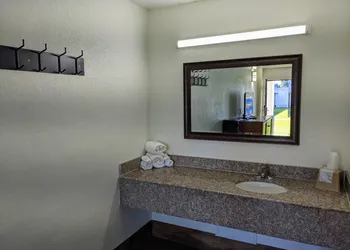 Garden Inn & Suites hotel thumbnail 7
