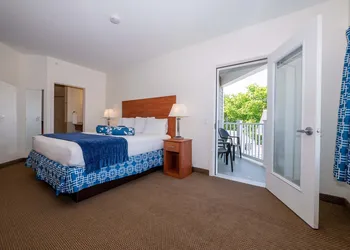Ocean Sands at York Beach hotel thumbnail 6