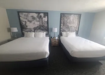 All Seasons Resort hotel thumbnail 6