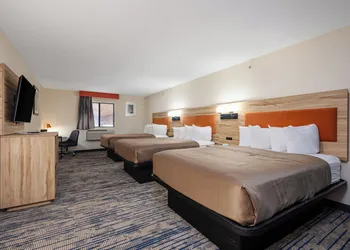 All Seasons Resort hotel thumbnail 7