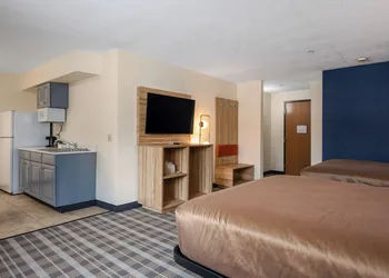 All Seasons Resort hotel thumbnail 8