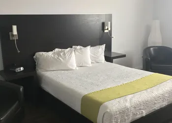 Hotel 1212 hotel thumbnail 4