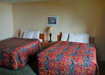 Ocean Crest Resort hotel thumbnail 4