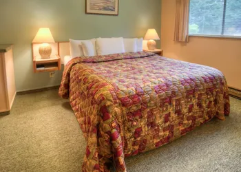 Ocean Crest Resort hotel thumbnail 8