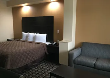Downtowner Inns hotel thumbnail 7