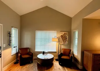 Calistoga Inn Restaurant and Brewery hotel thumbnail 6