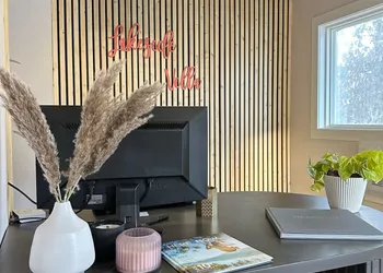 Lakeside Villa & Nordic Spa hotel thumbnail 4