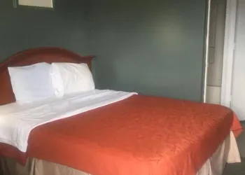 Hope Inn hotel thumbnail 6