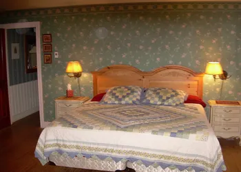 Dodgeton Creek Inn hotel thumbnail 5