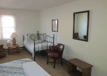 Dodgeton Creek Inn hotel thumbnail 6
