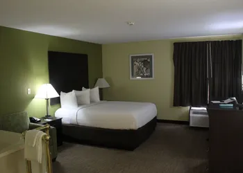 Quality Inn & Suites University Area hotel thumbnail 5