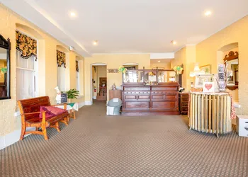 The Belmont Inn hotel thumbnail 2