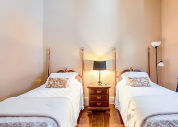 The Belmont Inn hotel thumbnail 7