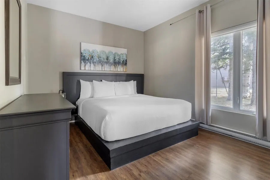 Danny’s Hotel Suites, SureStay Collection by Best Western hotel detail image 6