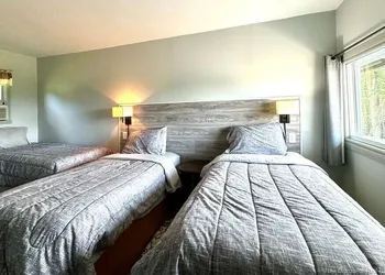 Lakeview Motel Jemseg hotel thumbnail 5