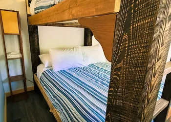 Kouch Chalets hotel thumbnail 7