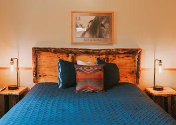 Sundance Motel hotel thumbnail 5