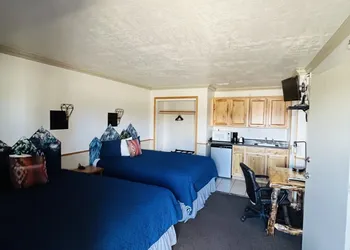 Sundance Motel hotel thumbnail 6