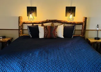 Sundance Motel hotel thumbnail 8