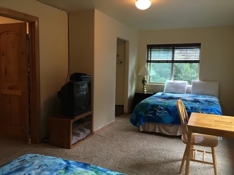 Twin Peaks Lodge and RV Park hotel detail image 6