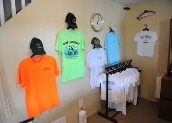 Clear Lake Resort hotel thumbnail 3