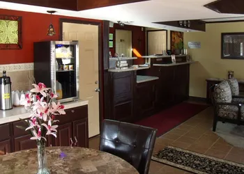 Country Inn Sterling hotel thumbnail 3