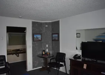 Lighthouse Cove Inn hotel thumbnail 8