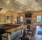 Rough Cut Lodge hotel detail image 5