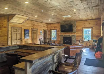 Rough Cut Lodge hotel thumbnail 5