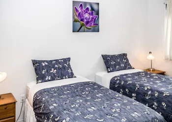 Crescent Motel hotel thumbnail 5