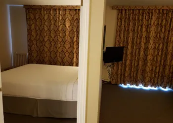 Shemron Suites Hotel hotel thumbnail 4