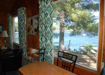 Sebago Lake Lodge and Cottages hotel thumbnail 2