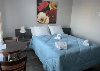 Motel du Rosier hotel thumbnail 2