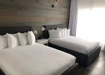 Hôtel Sept-Îles hotel thumbnail 3