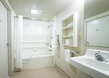 Budget Motel hotel thumbnail 8