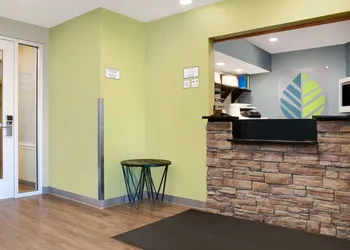WoodSpring Suites Nashville Airport hotel thumbnail 2
