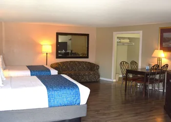 Travelodge by Wyndham Trinidad hotel thumbnail 7