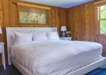 Leland Lodge hotel thumbnail 8